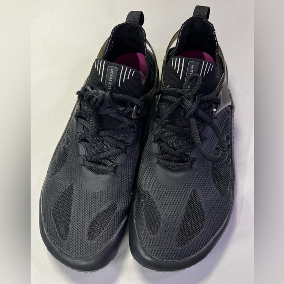 EUC Vivobarefoot MOTUS STRENGTH Size US Women's 10.5/EU 42 Black - Picture 4 of 9